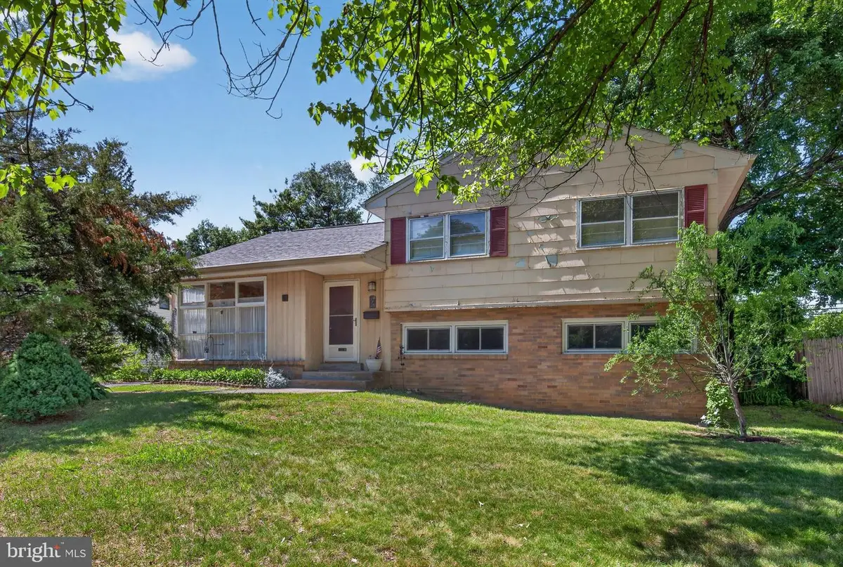 178 W Shelley Dr, Claymont, DE 19703 - #1
