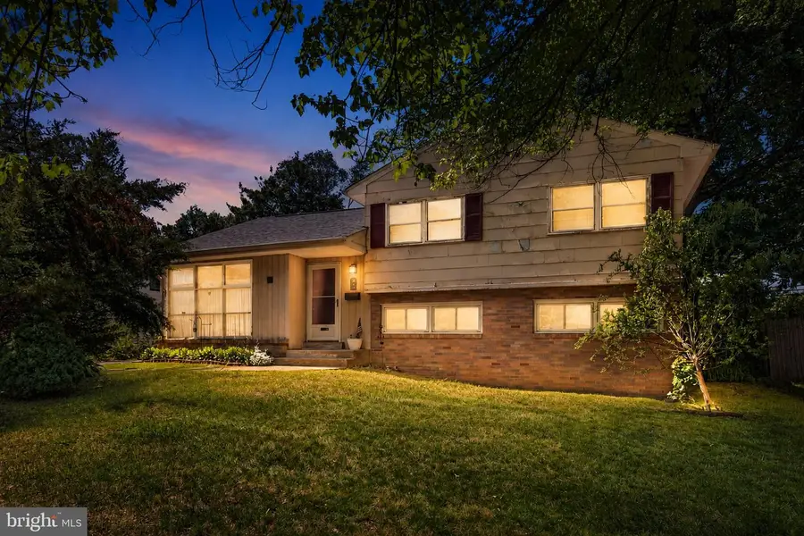 178 W Shelley Dr, Claymont, DE 19703 - #2