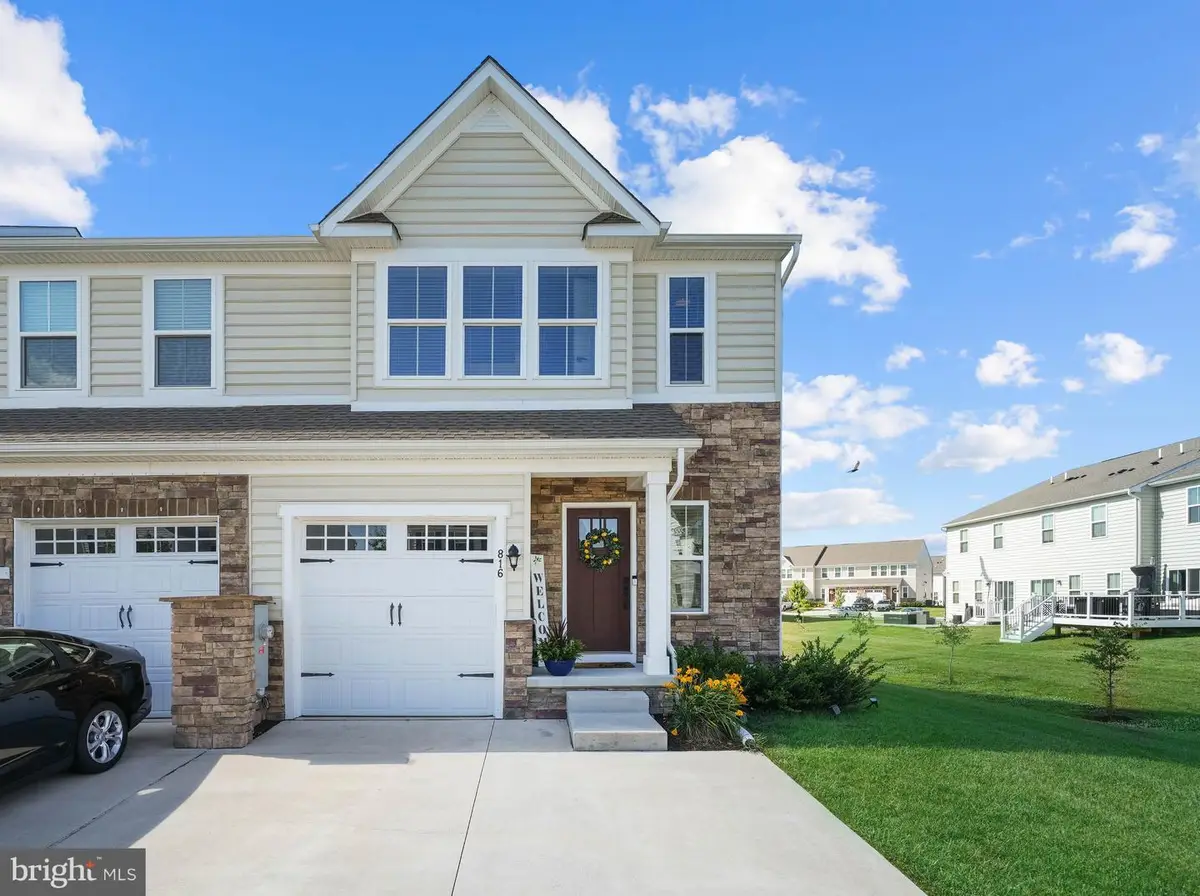 816 Llanelli Dr, Middletown, DE 19707 - #1