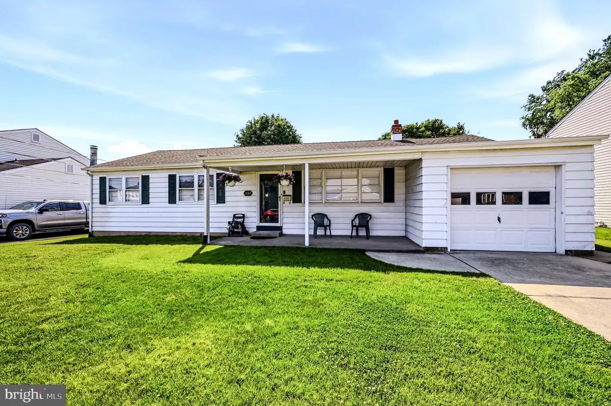 332 E Roosevelt Ave, New Castle, DE 19720 - #1