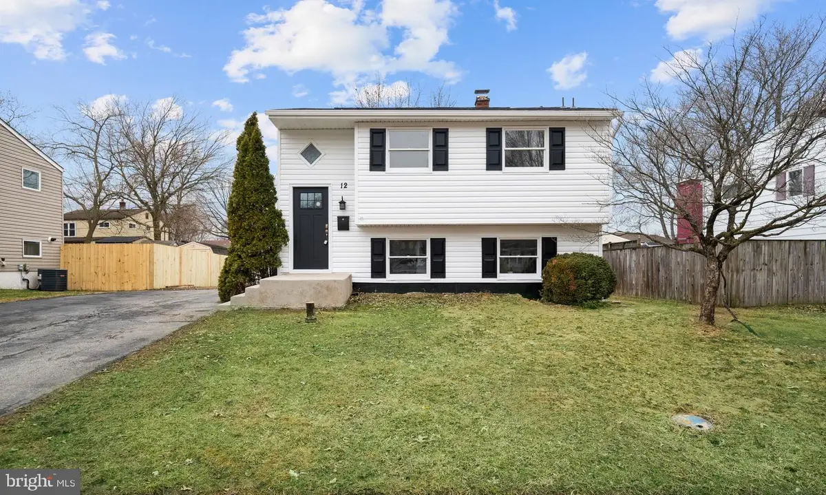 12 Dunsinane Dr, New Castle, DE 19720 - #1