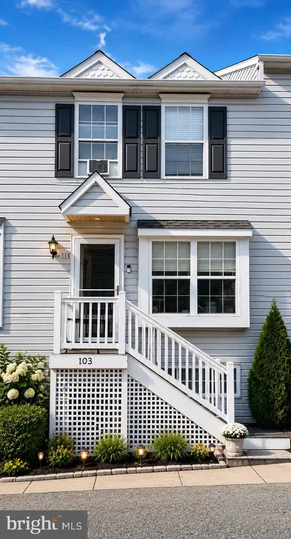 103 Gateway Dr, Newark, DE 19711 - #1