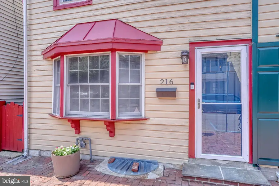 216 E 2nd St, New Castle, DE 19720 - #3