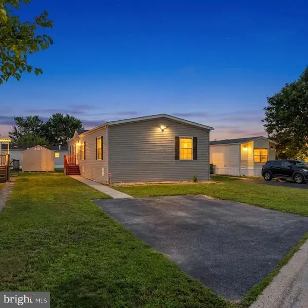 1733 Barbara Cir, BEAR, DE 19701