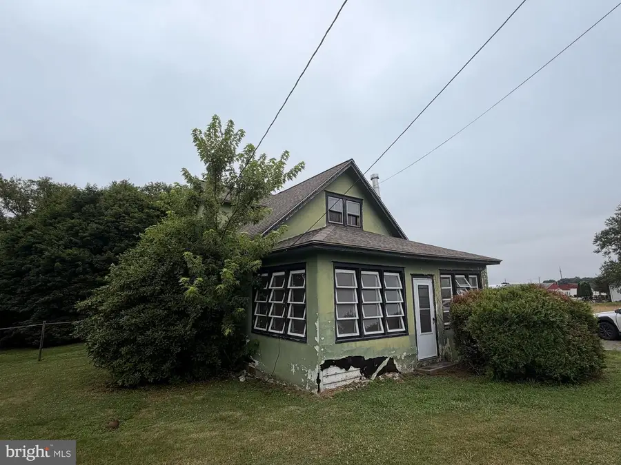 545 Walther Rd, Newark, DE 19702 - #2