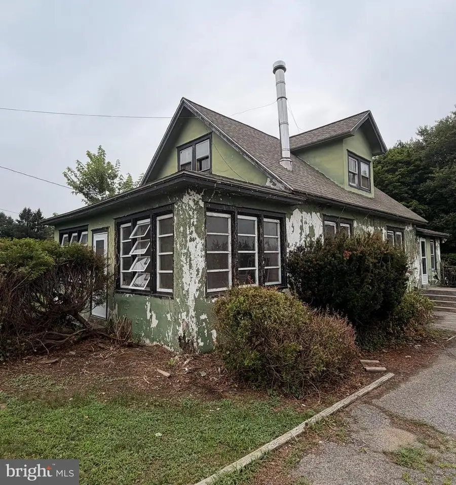 545 Walther Rd, Newark, DE 19702 - #3