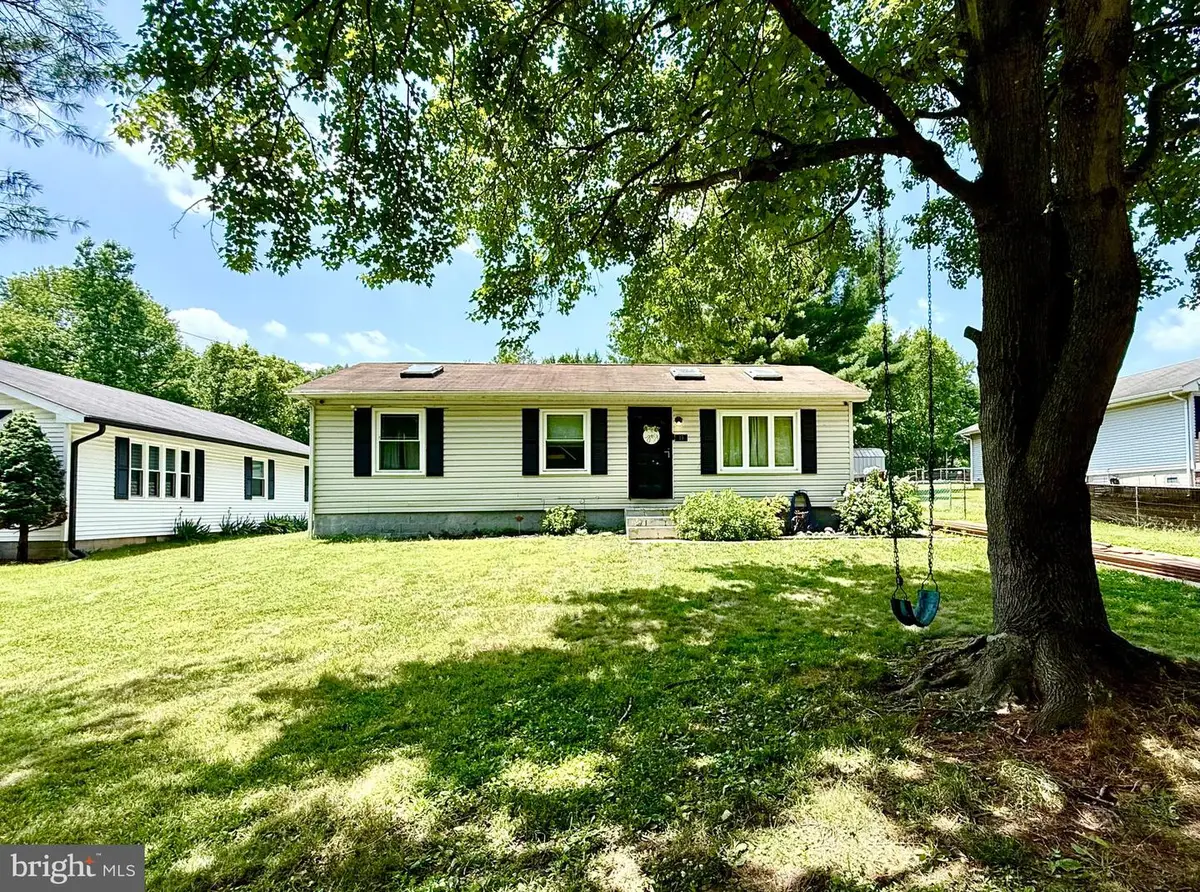 13 Deer Run Dr, Newark, DE 19702 - #1