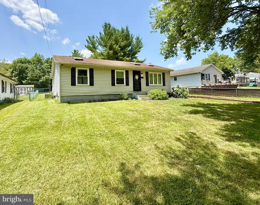 13 Deer Run Dr, Newark, DE 19702 - #2