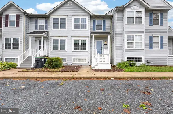 127 Buckson Ct, BEAR, DE 19701