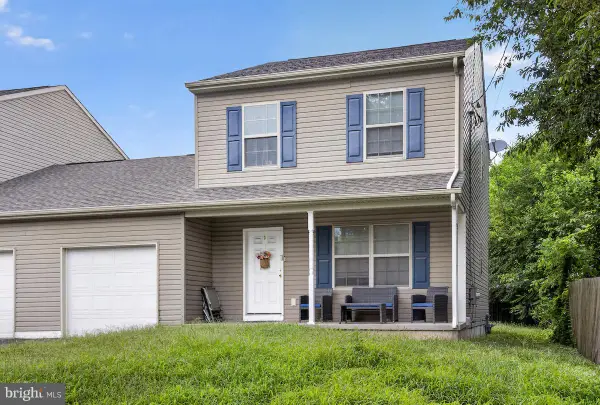 4 Tyrone Ave, NEW CASTLE, DE 19720