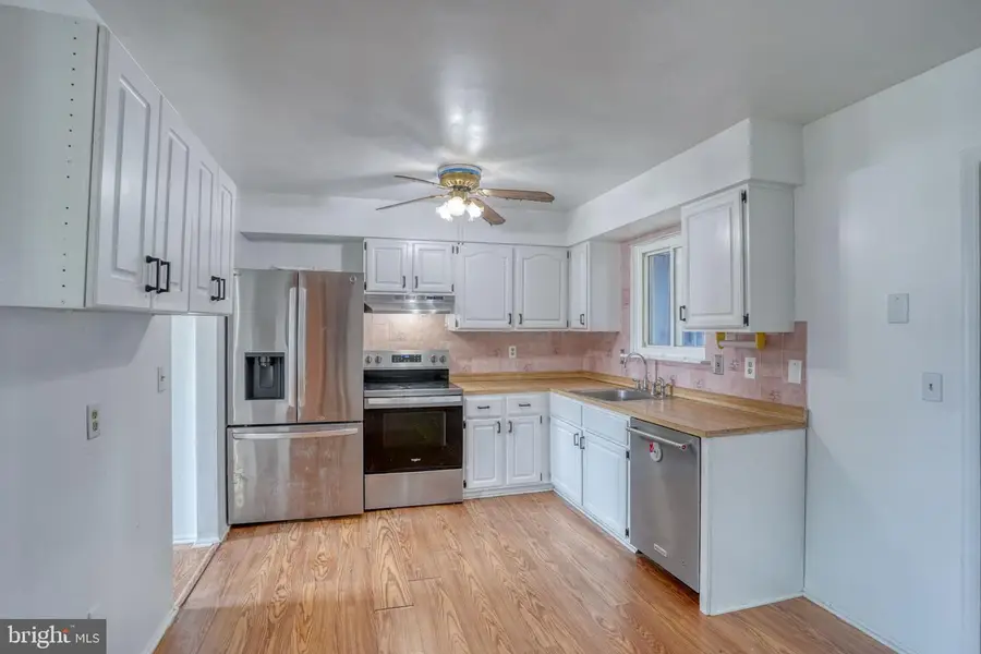 8 Yorktown Rd, New Castle, DE 19720 - #3