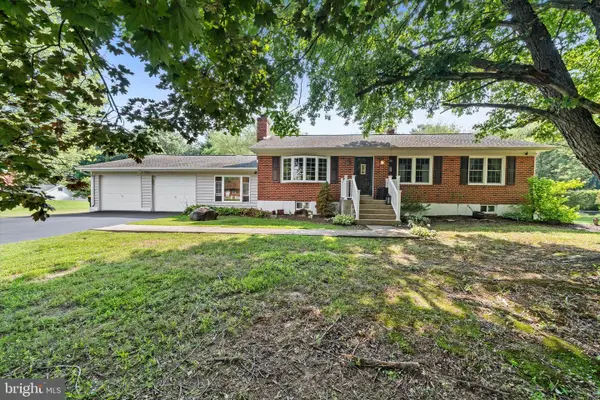 28 Lyric Dr, NEWARK, DE 19702