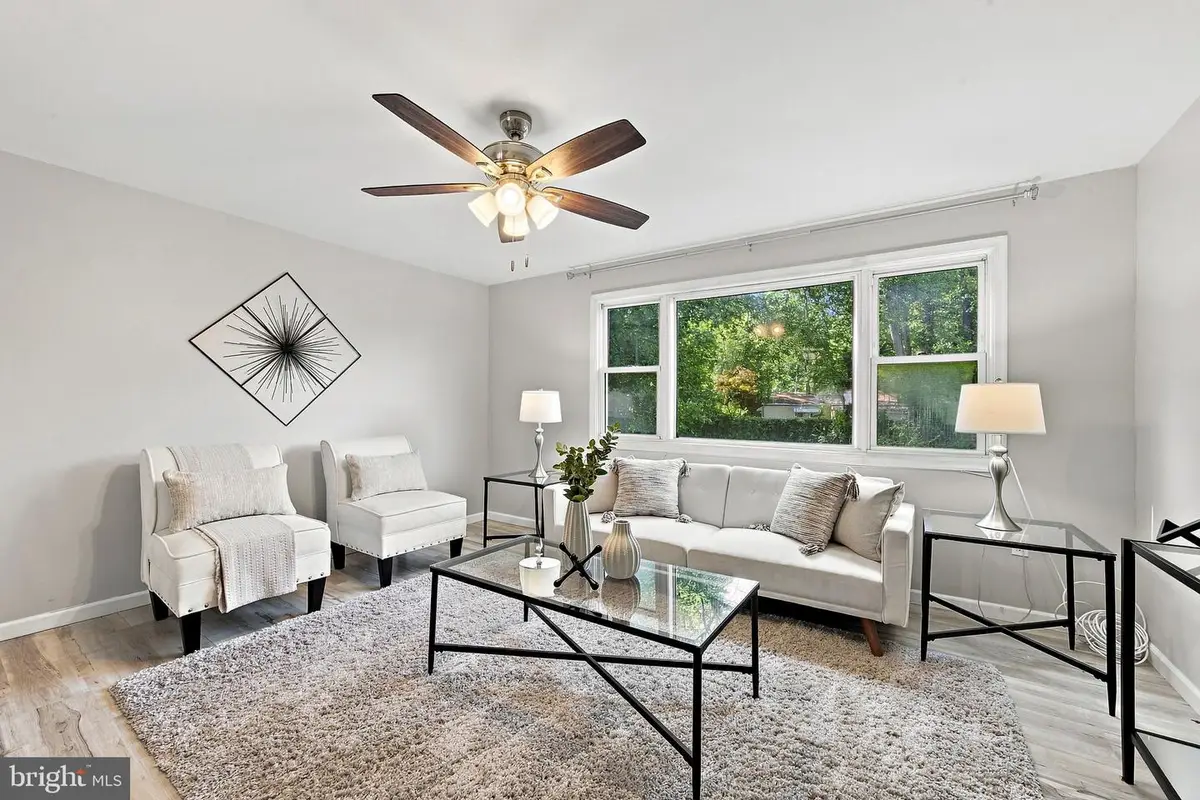 48 Oakmont Dr, New Castle, DE 19720 - #1