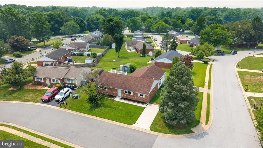 2 Williams Ct, Newark, DE 19702 - #2