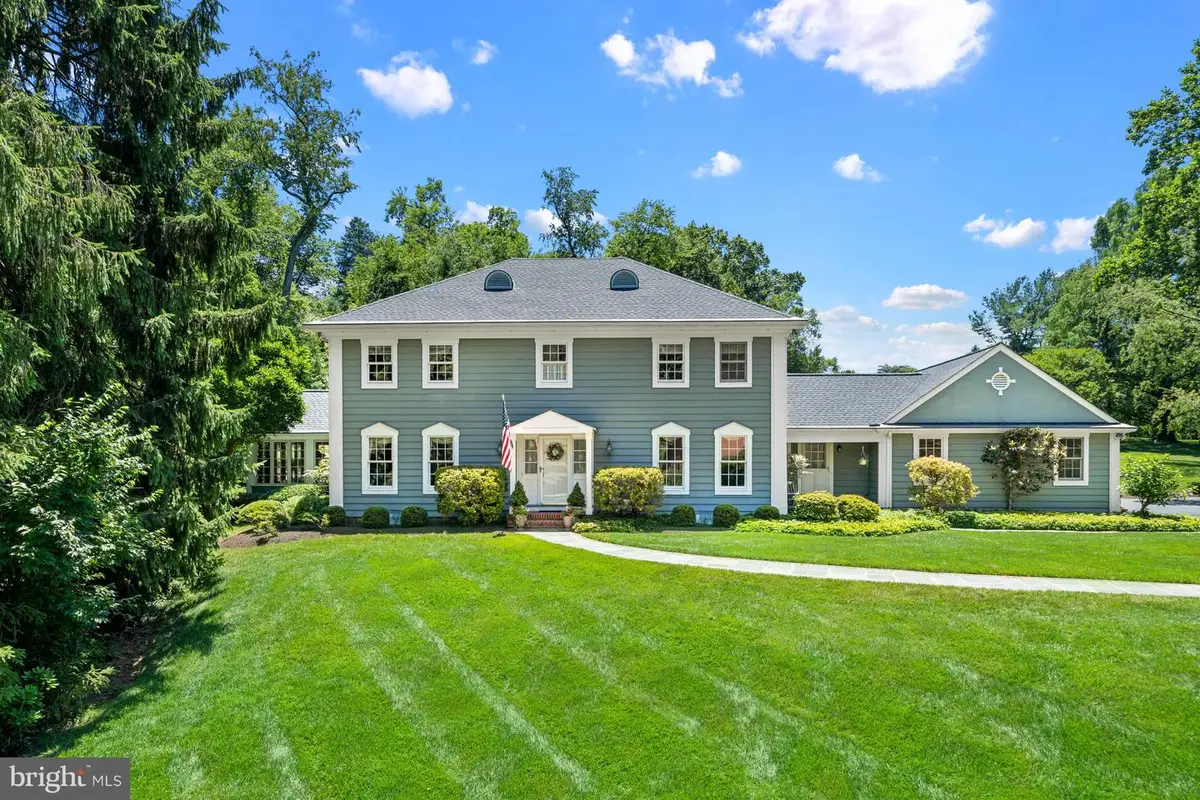 102 Haywood Rd, Greenville, DE 19807 - #1