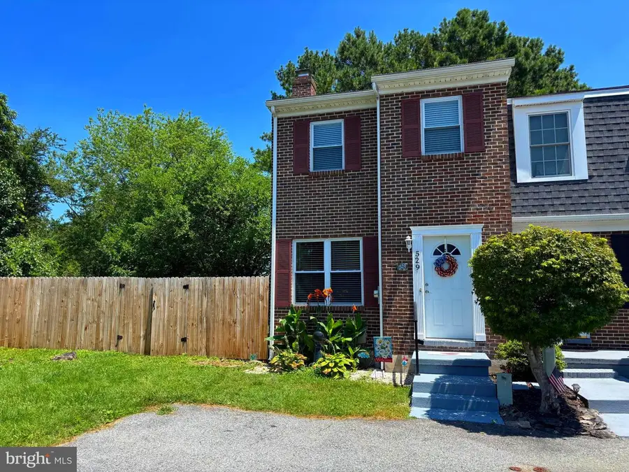 529 Sparrow Ct, Newark, DE 19702 - #2