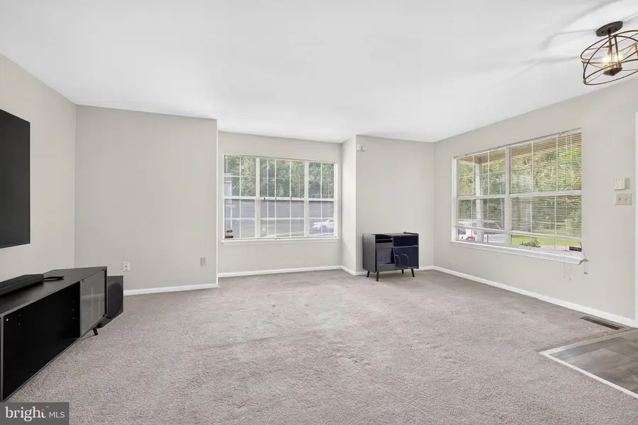 261 Mansion Pkwy, New Castle, DE 19720 - #3
