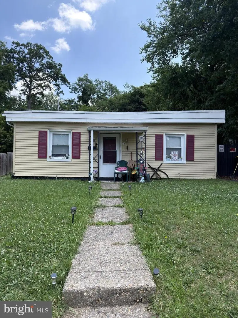 427 Carver Dr, Wilmington, DE 19801 - #1