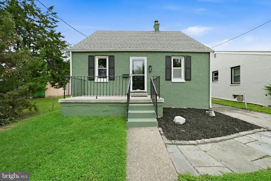 302 3rd St, New Castle, DE 19720 - #2