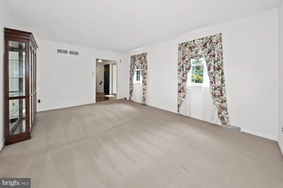 2717 Point Breeze Dr., Wilmington, DE 19810 - #3