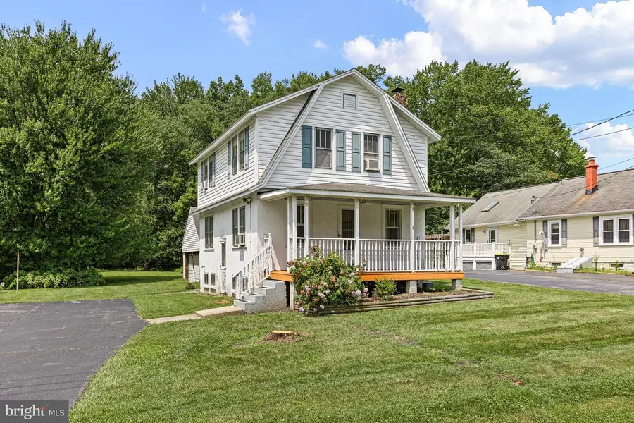 2061 Pleasant Valley Rd, Newark, DE 19702 - #2