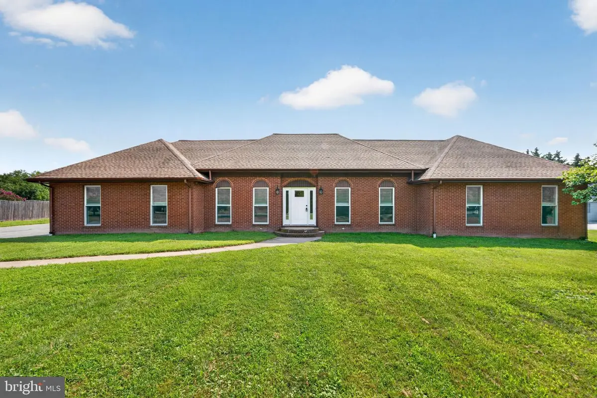 408 Commodore Dr, Middletown, DE 19709 - #1