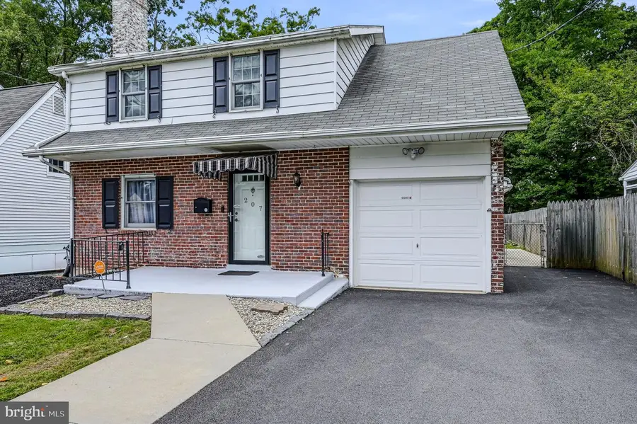 207 Atkins Ave, Wilmington, DE 19805 - #3