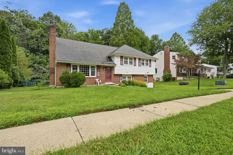 11 Sturbridge Dr, Wilmington, DE 19810 - #3