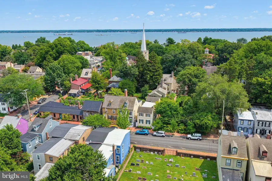 39 E 4th St, New Castle, DE 19720 - #2
