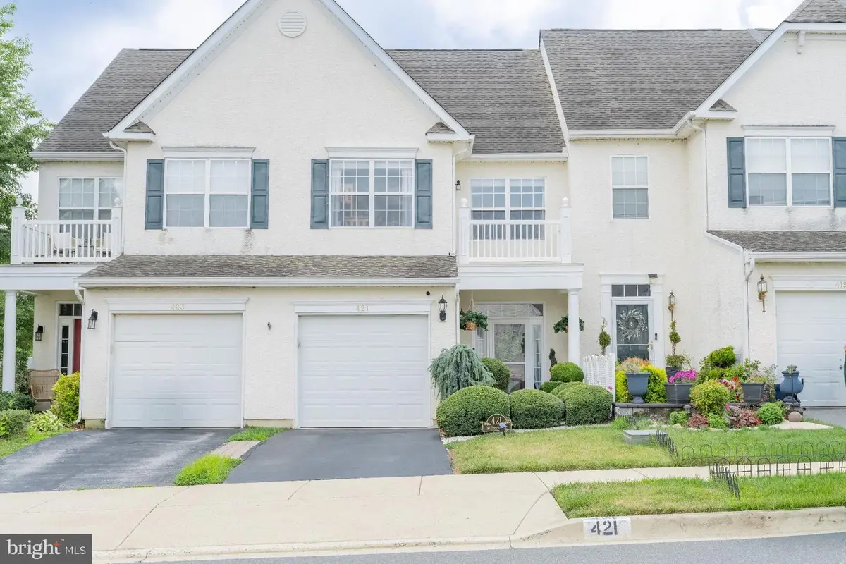 421 Wilmore Dr, Middletown, DE 19709 - #1