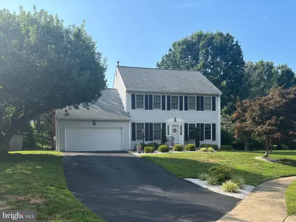 4 Moss Ct, NEWARK, DE 19711