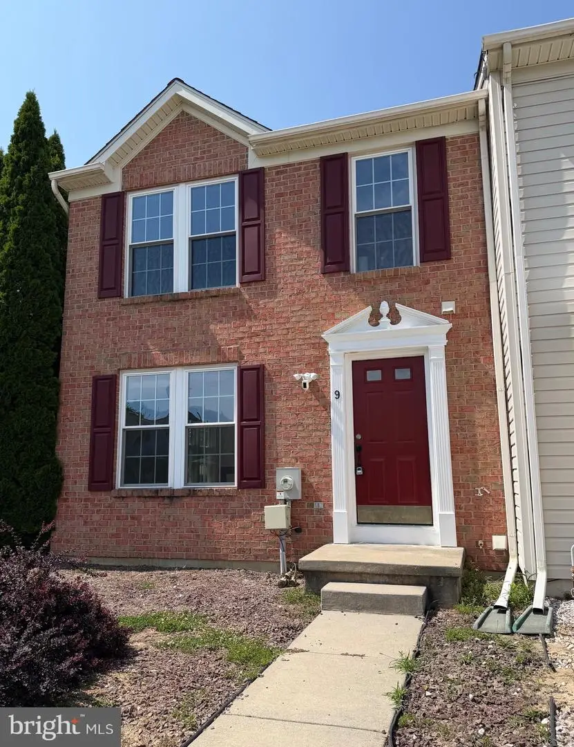 9 Linden Pl, Newark, DE 19702 - #1