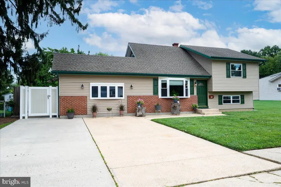 19 Lynch Farm Dr, Newark, DE 19713 - #2