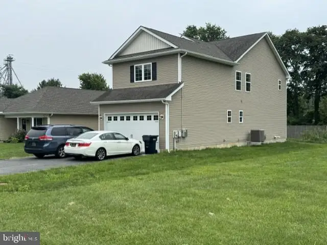 602 Main St, Townsend, DE 19734 - #2