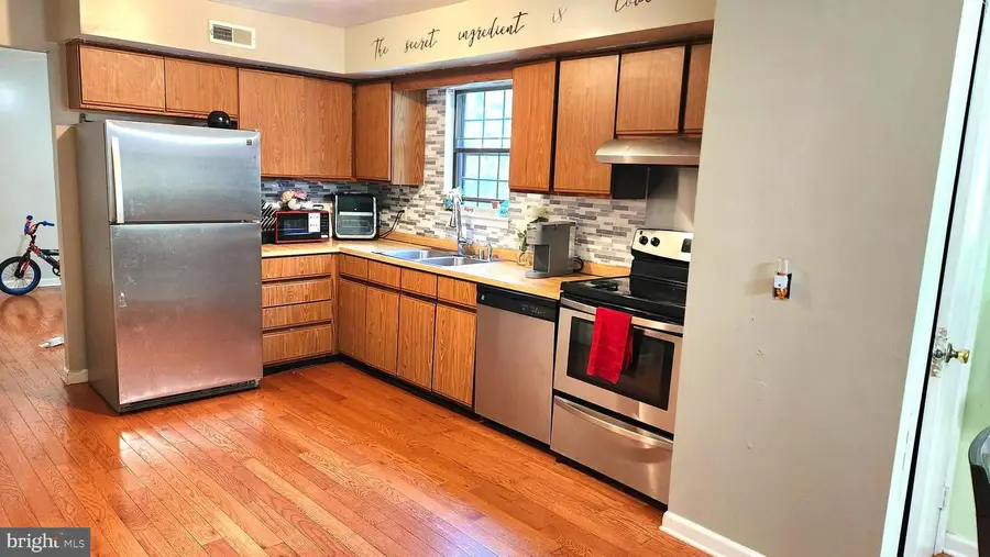 22 Broadleaf Dr, Newark, DE 19702 - #3