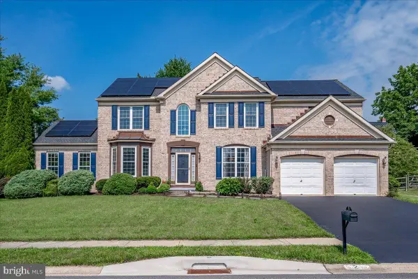 2 Hummingbird Ln, NEWARK, DE 19711