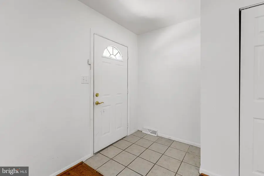 323 E Edgewater Way, Newark, DE 19702 - #2