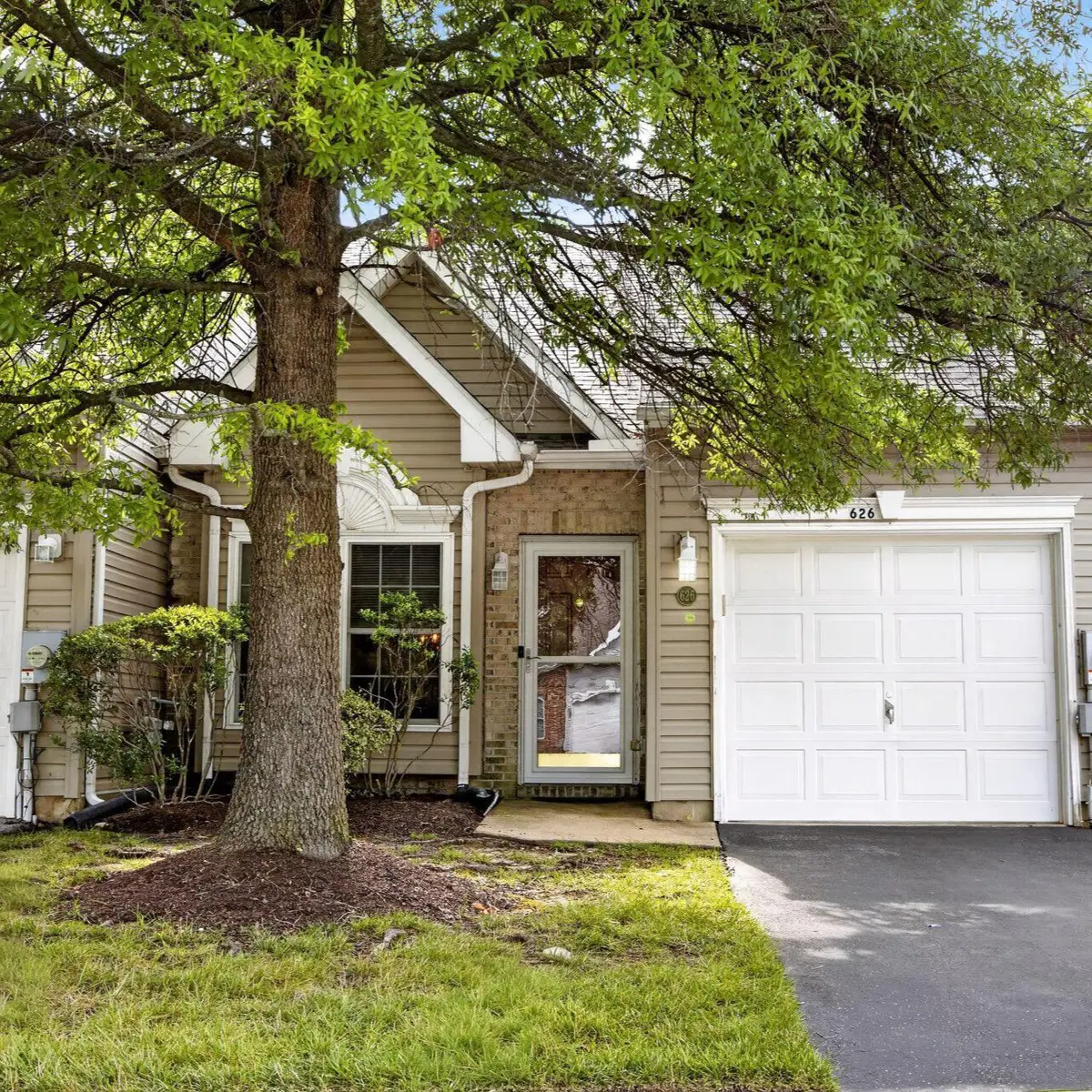 626 Kendall Dr, Bear, DE 19701 - #1