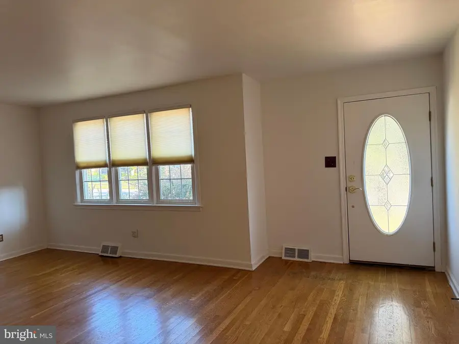 114 Alders Dr, Wilmington, DE 19803 - #2