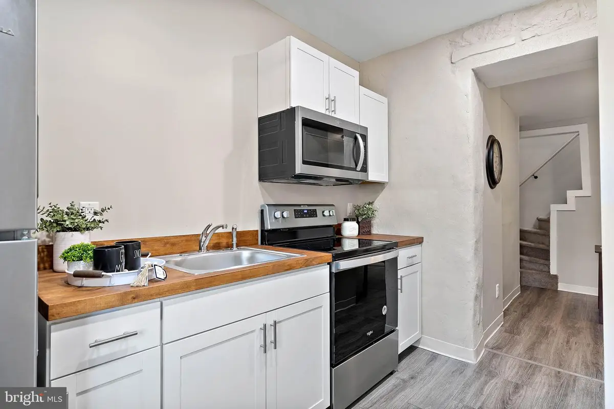 6 W 20th St, Wilmington, DE 19802 - #1