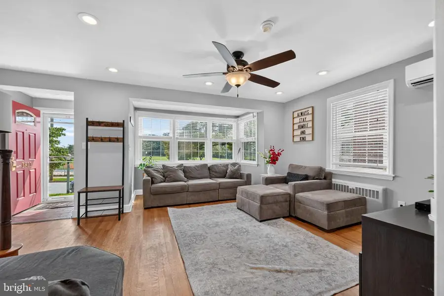 1811 Oak St, Wilmington, DE 19805 - #3