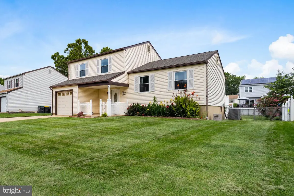 13 E Weald Ave E, Bear, DE 19701 - #1
