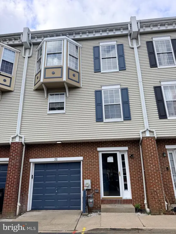 32 E Mccaulley Ct, WILMINGTON, DE 19801
