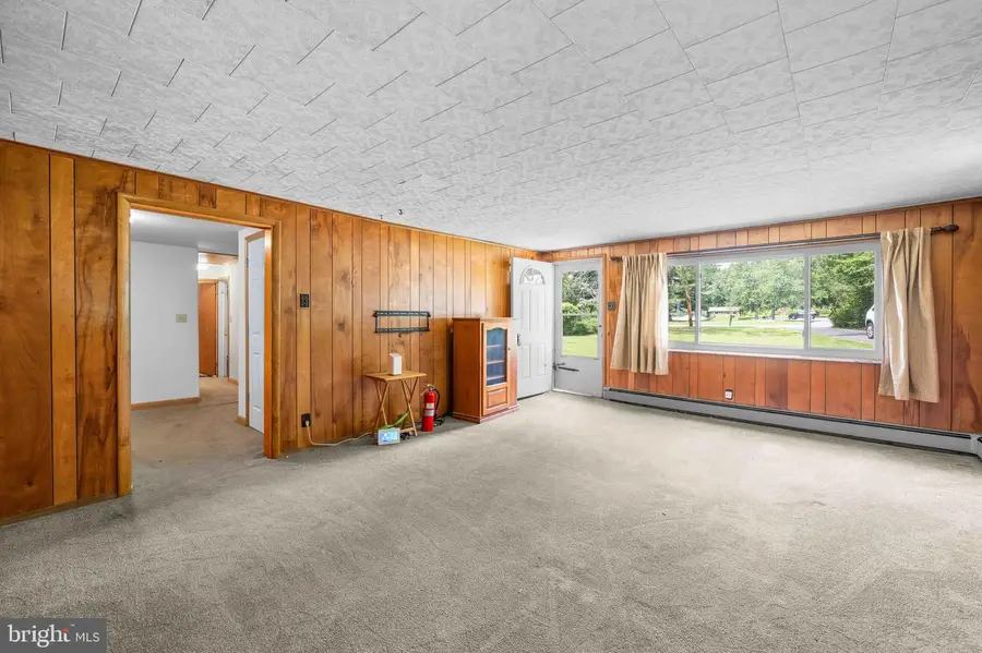 951 Barksdale Rd, Newark, DE 19711 - #2