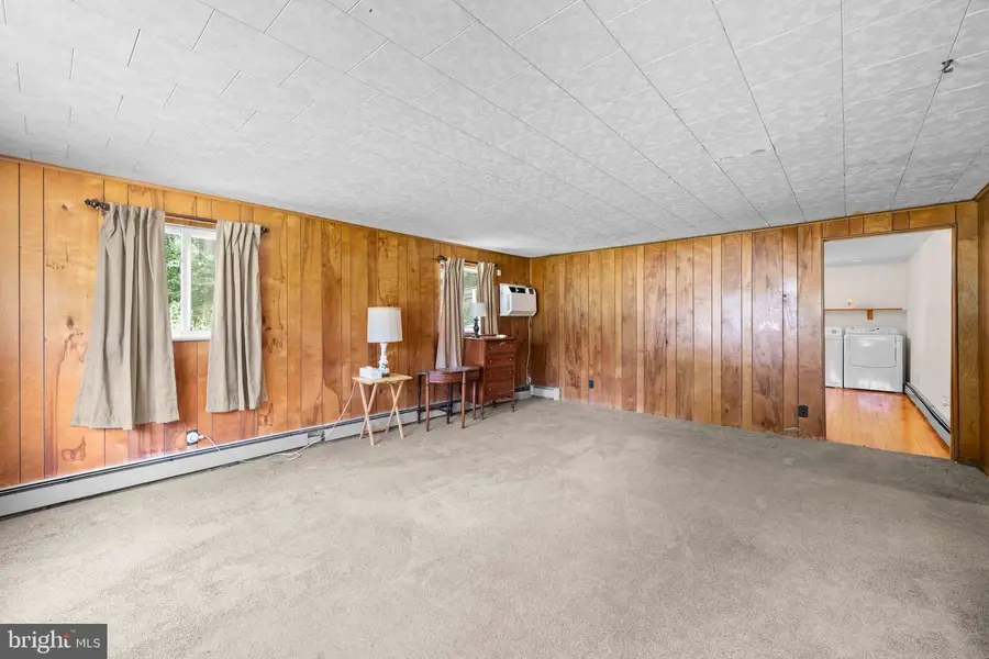 951 Barksdale Rd, Newark, DE 19711 - #3
