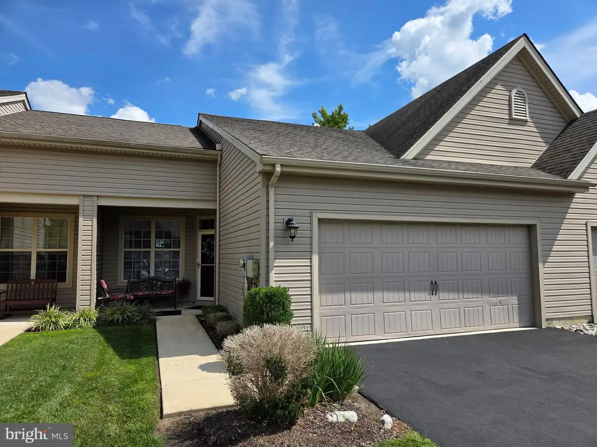 6 Fountainview Dr, Newark, DE 19713 - #1