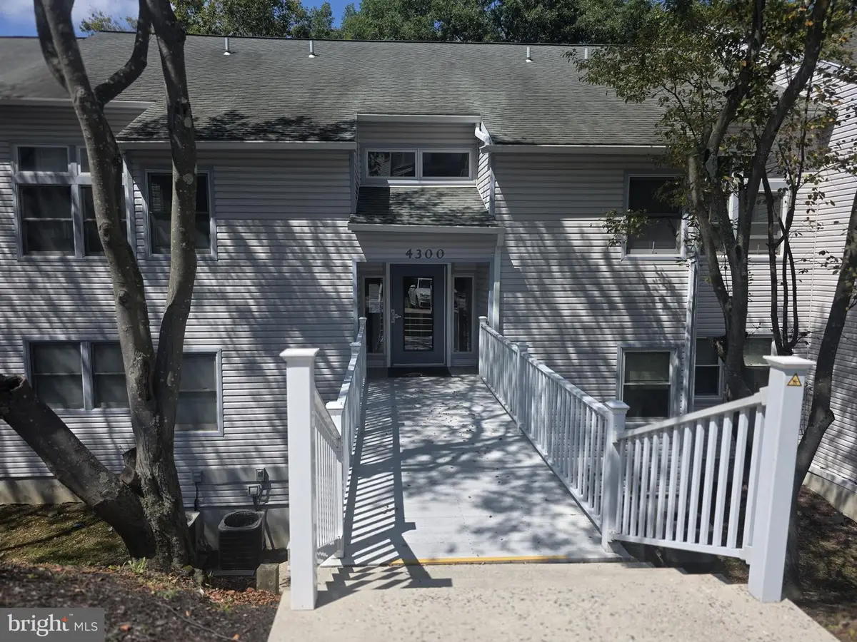 4303 Claremont Ct, Wilmington, DE 19808 - #1