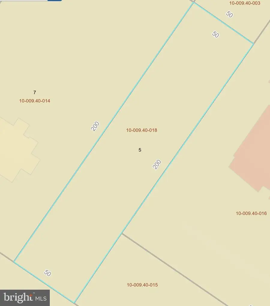 5 Central Ave, New Castle, DE 19720 - #3