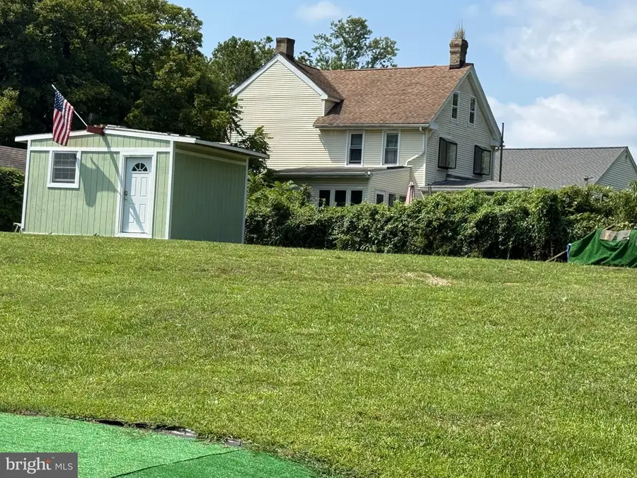 19 Water St, Newark, DE 19702 - #3