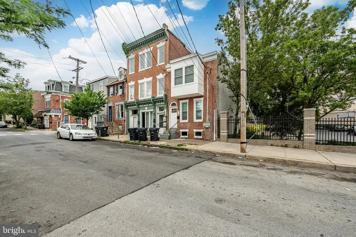 215 W 6th St, Wilmington, DE 19801 - #1